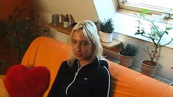 20-Летняя ...