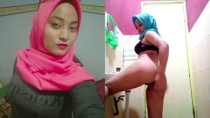 Опытный Малайский Мужчина Наслаждается Собой.