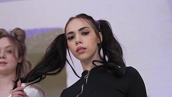 Горячая Тё...