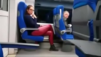 У Парня Не...