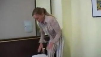 Стена: Око...