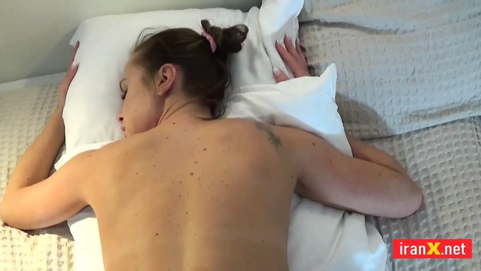 Видео От Первого Лица, Где Мачеха И Пасынок Занимаются Сексом.
