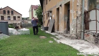 Блондинка-...