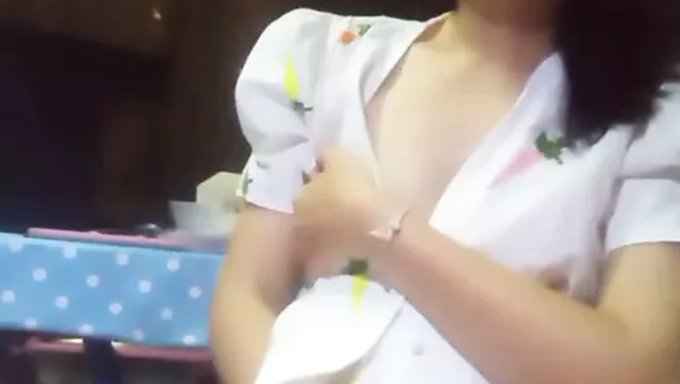 Вуайеристическое Видео С Сольной Игрой Азиатской Тёлочки.